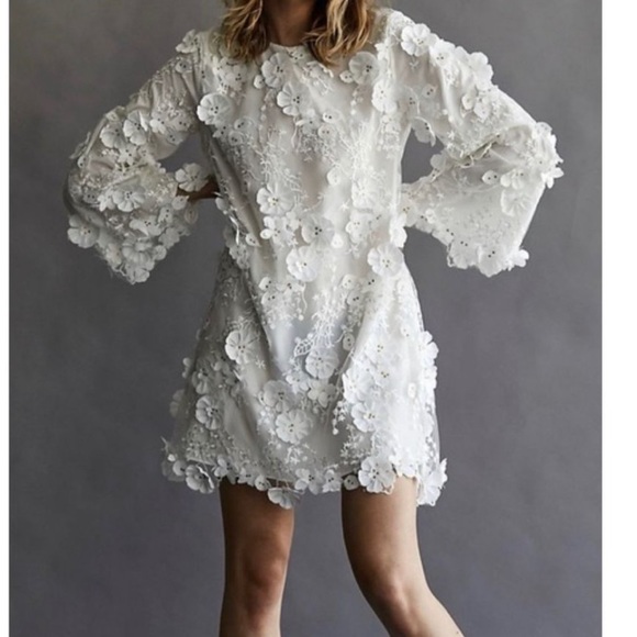 Free People Dresses & Skirts - Free People white petal dress size XS